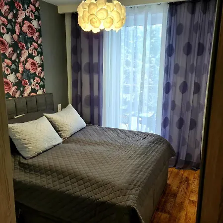 Klifowa 43 *